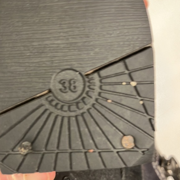 Bussola Ankle Boots - Picture 9 of 11